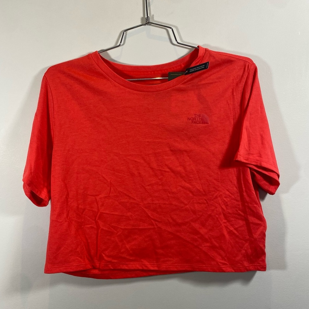 NEW North Face Women's Cropped Tee Size M - Bright Red